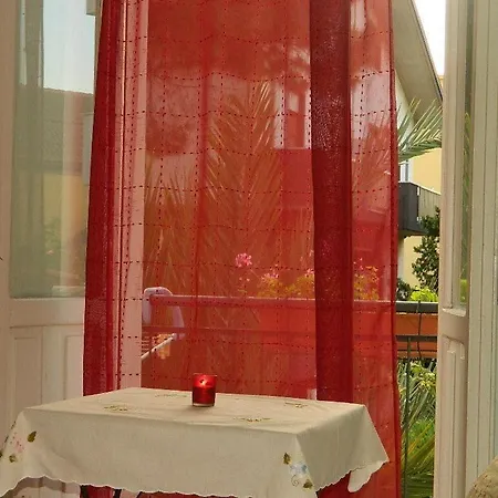 Bed And Roses Casa de hóspedes 3*