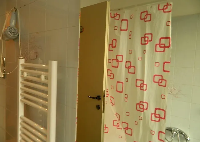 Bed And Roses Гостевой дом 3*