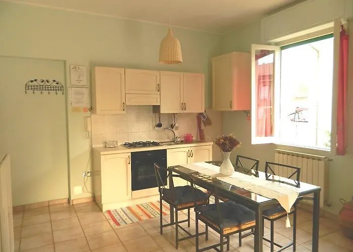 Гостевой дом Bed And Roses Монтесильвано